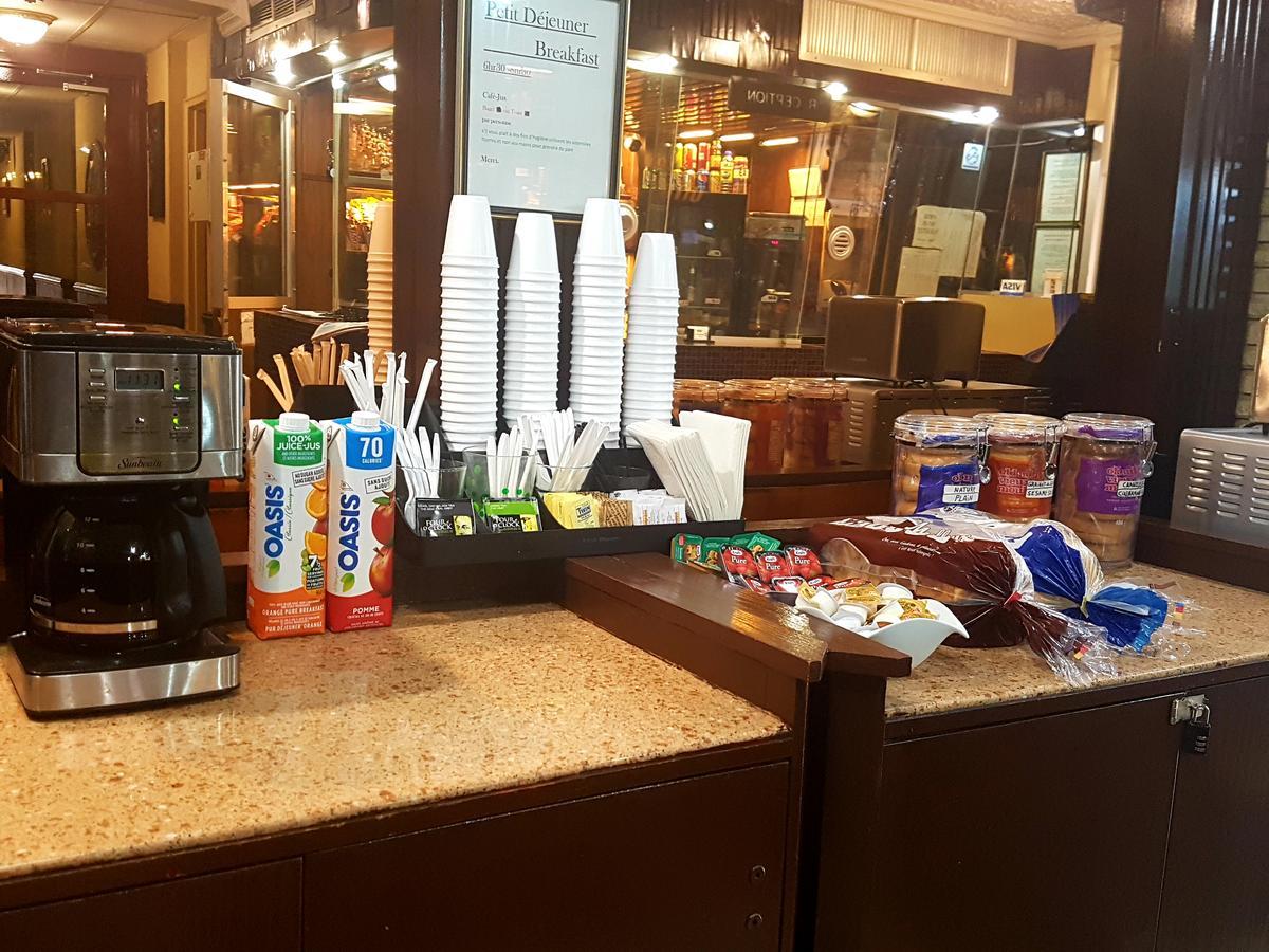 Chomedey Inn Laval Esterno foto